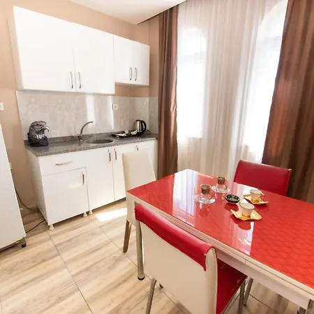 Palvan Aparthotel 3*